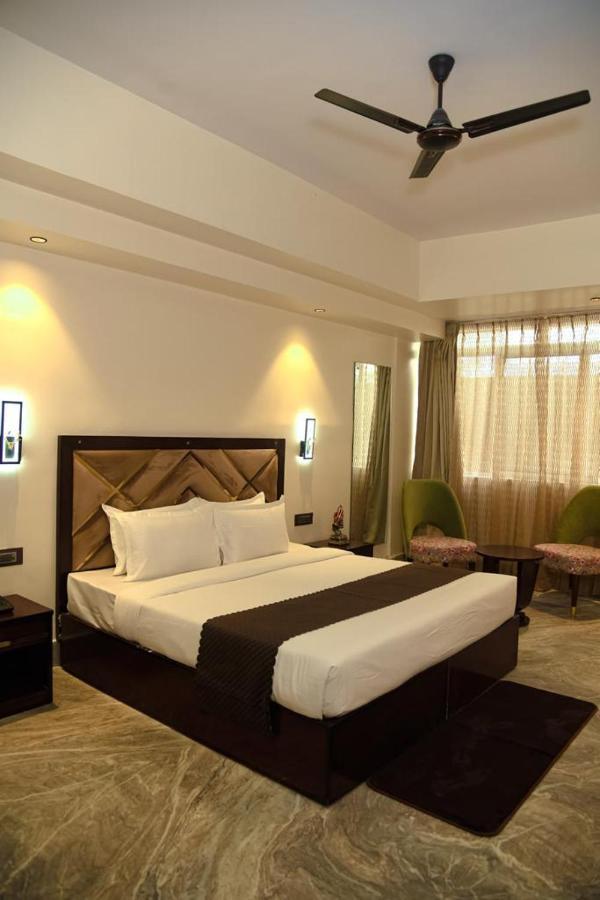 Hôtel Cloud Social à Shillong Extérieur photo