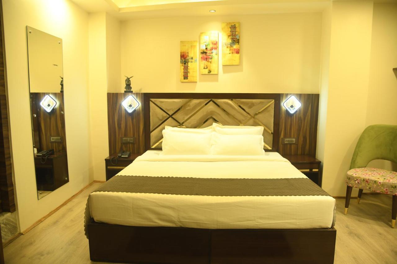 Hôtel Cloud Social à Shillong Extérieur photo